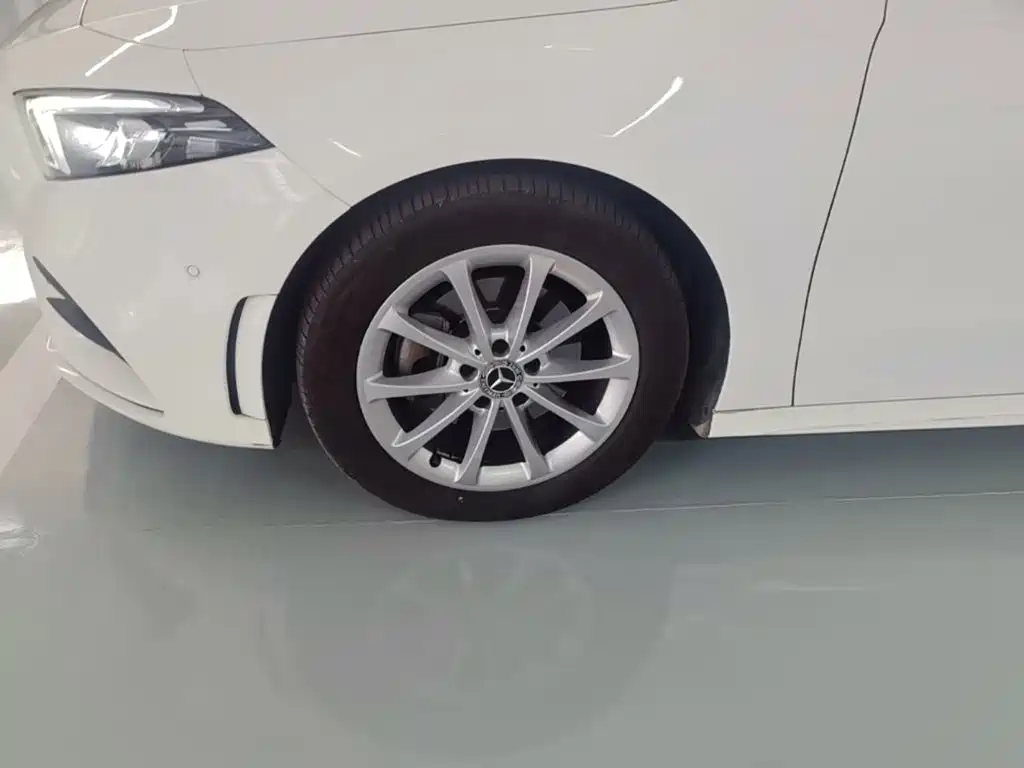 Mercedes-Benz A-Class — миниатюра 23