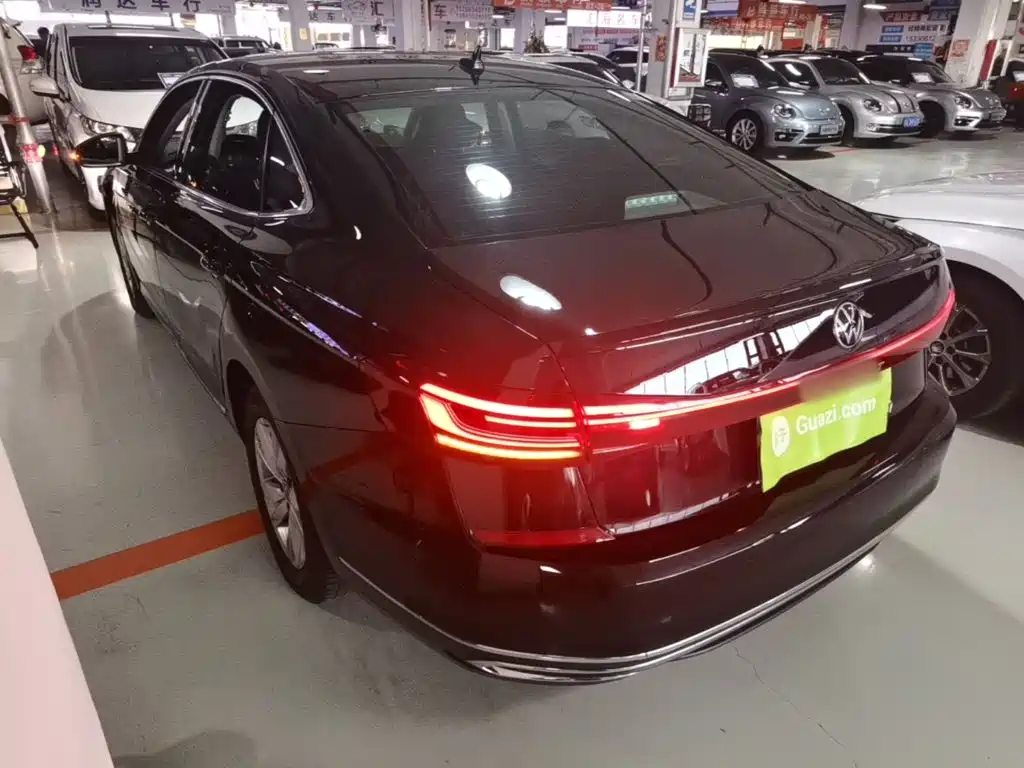 Volkswagen Passat — миниатюра 5