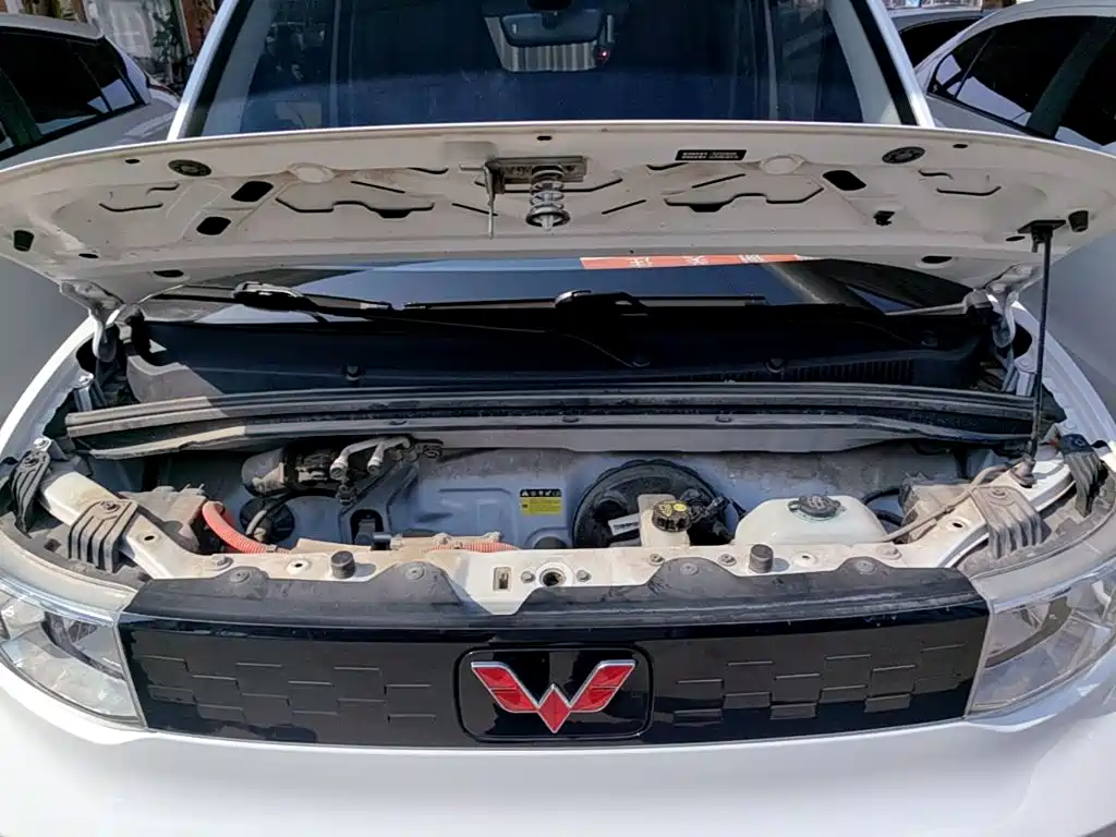 Wuling MINIEV — миниатюра 20