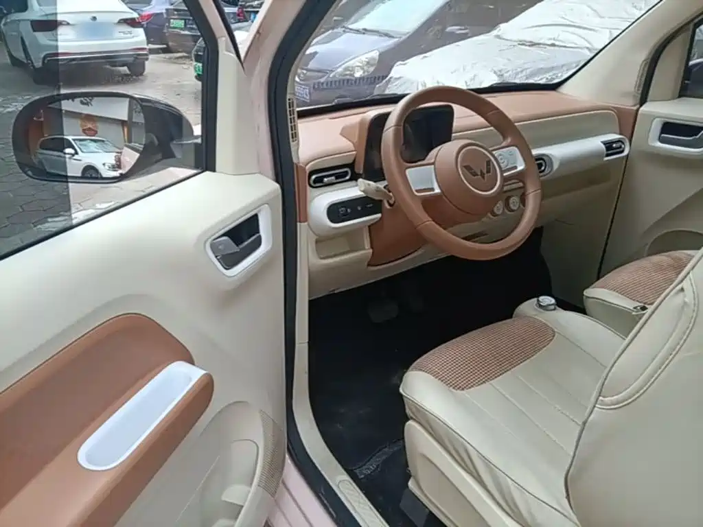 Wuling MINIEV — миниатюра 16