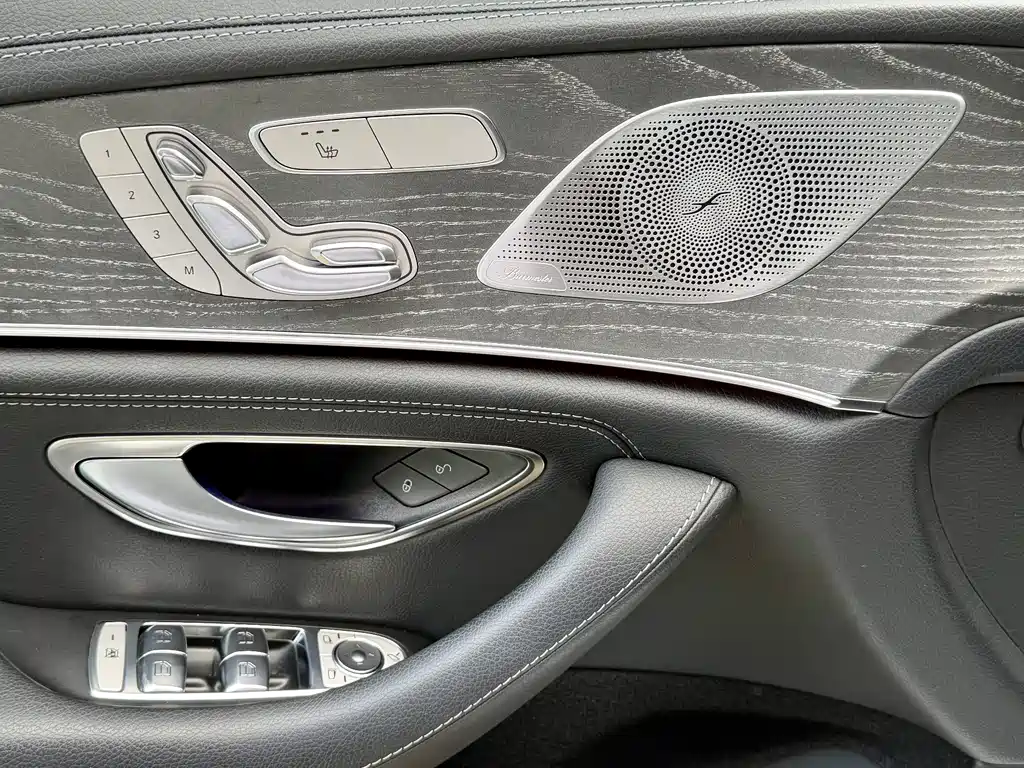 Mercedes-Benz CLS — миниатюра 12