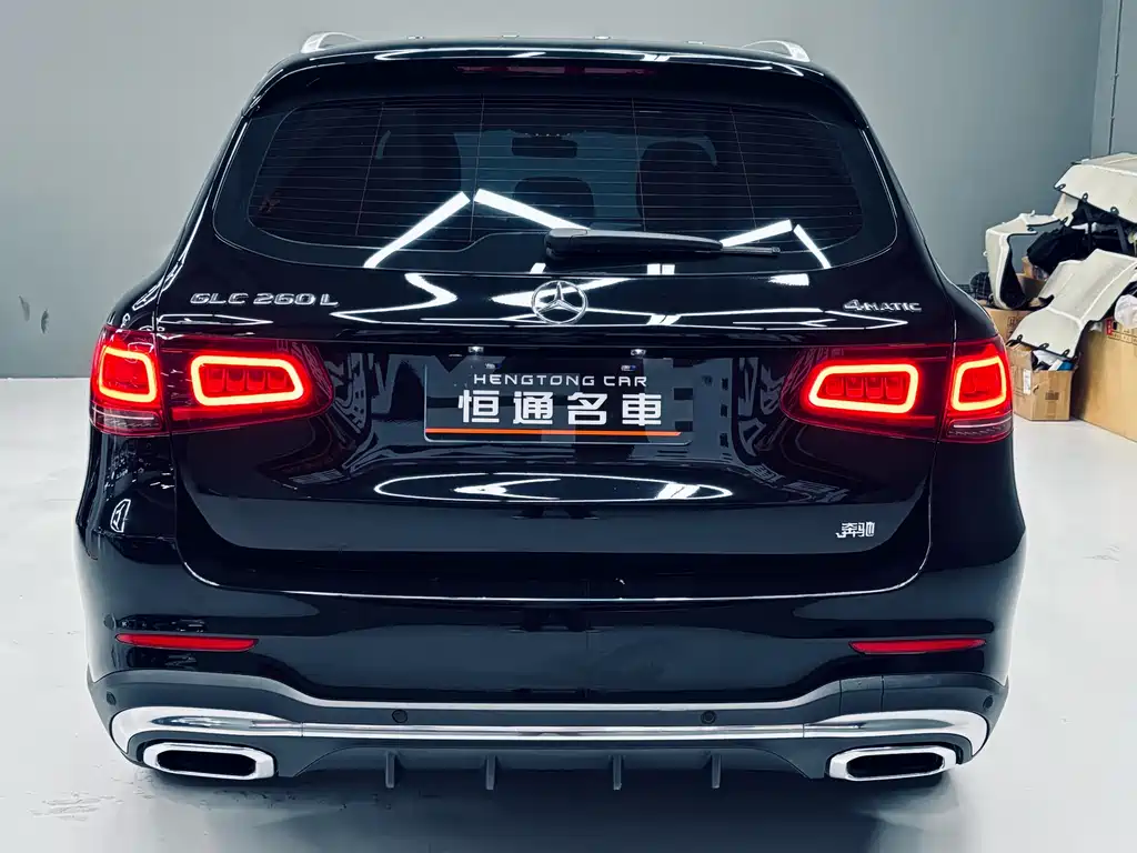 MERCEDES-BENZ GLC