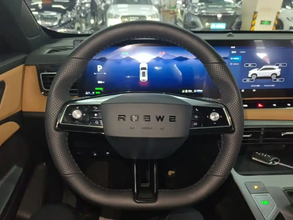 Roewe RX5 New Energy — миниатюра 11