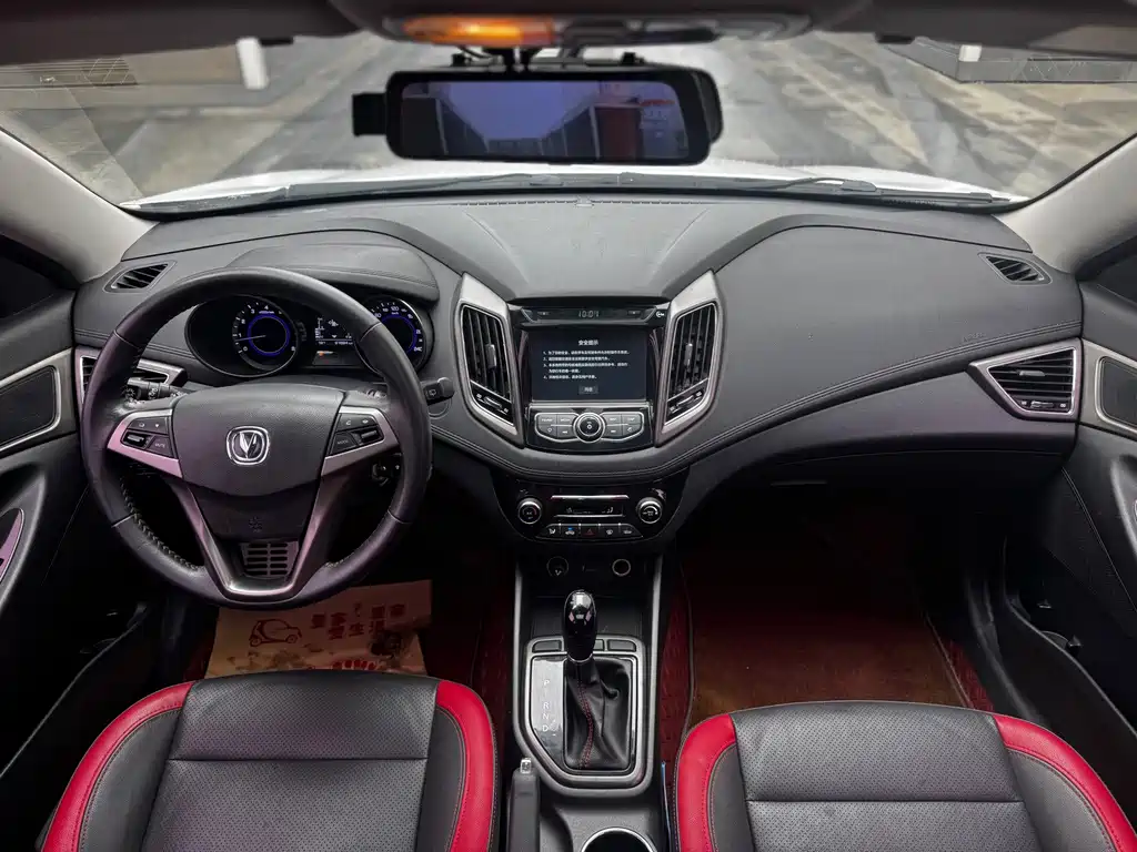 Changan Eado XT — миниатюра 10
