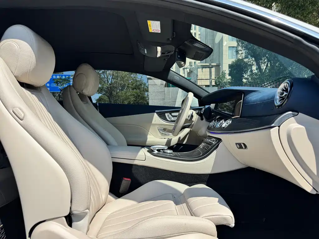 Mercedes-Benz E-Class (Import) — миниатюра 10