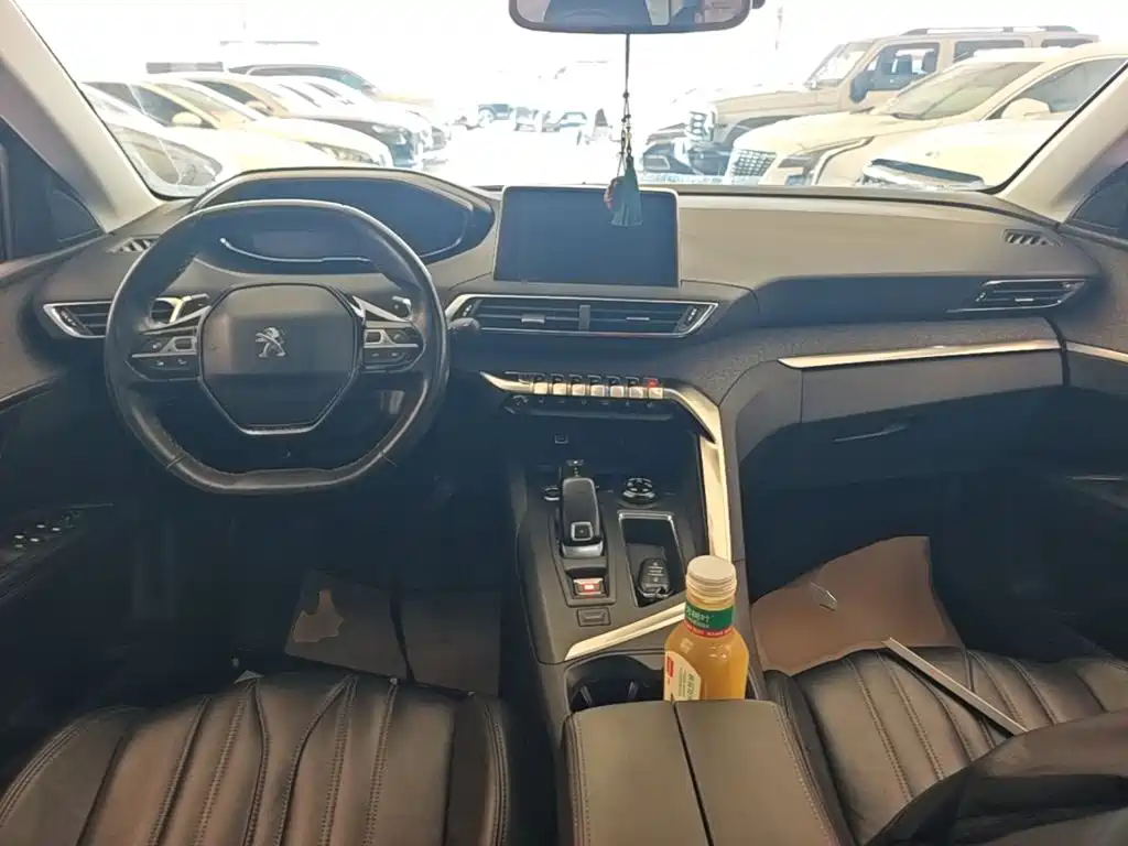 Peugeot 5008 — миниатюра 10
