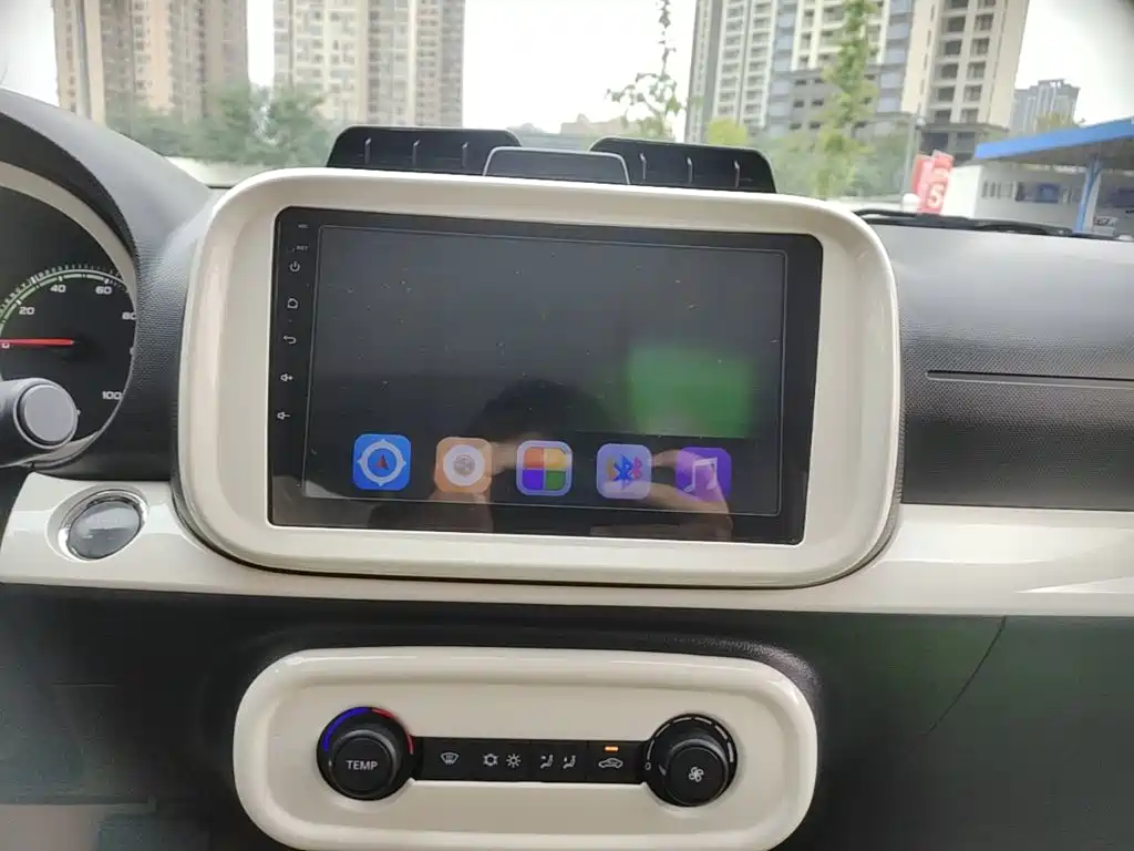 Roewe Clever — миниатюра 13