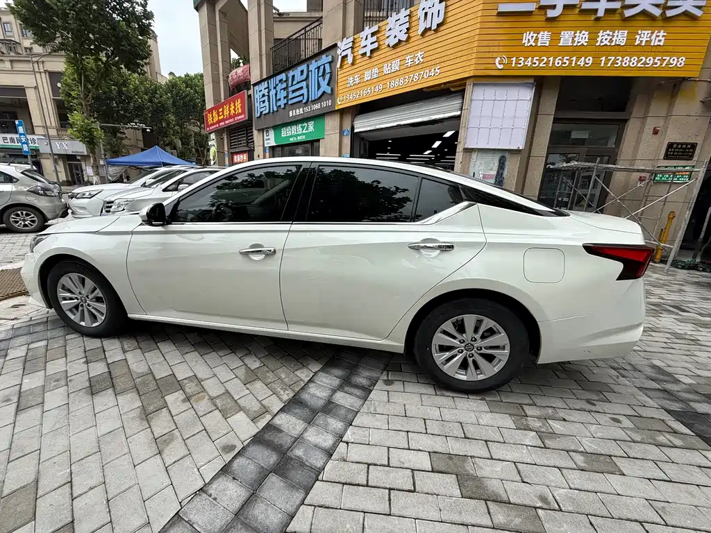 Nissan Altima 2020 2.0L XL Comfort