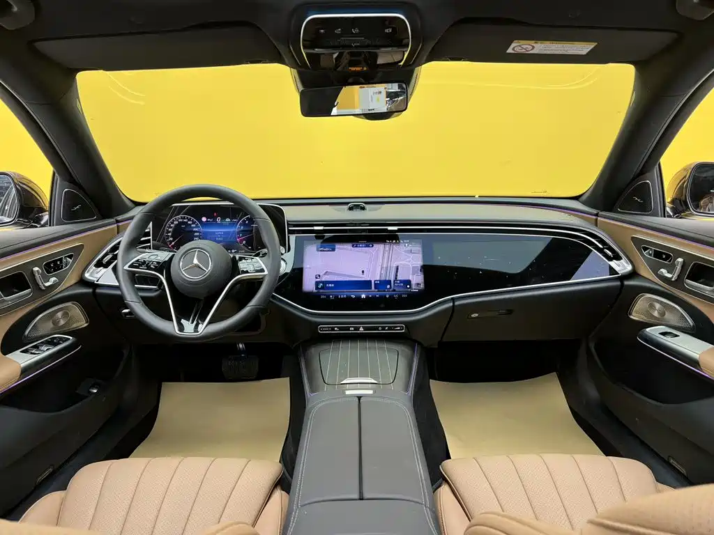 Mercedes-Benz E-Class — миниатюра 15