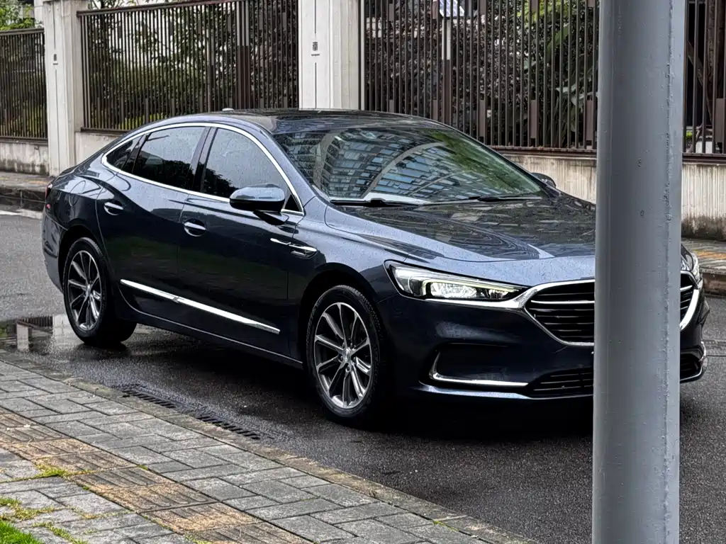 Buick LaCrosse — миниатюра 3