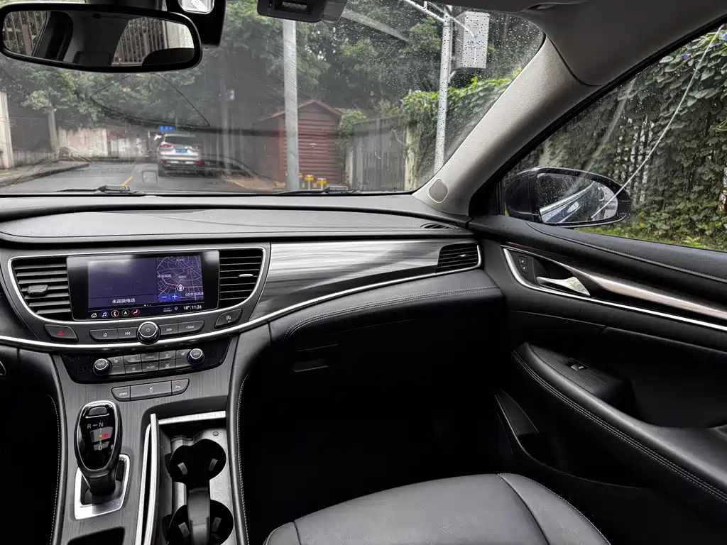 Buick LaCrosse — миниатюра 19
