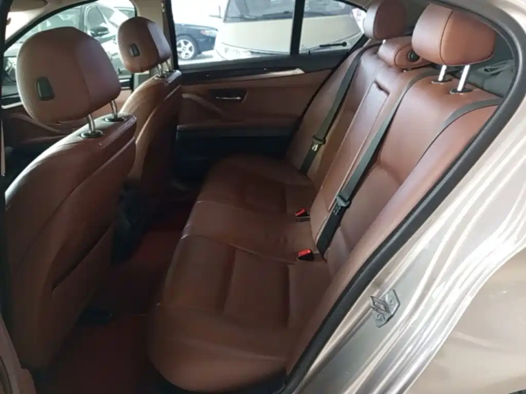 BMW 5 Series (Import) — миниатюра 17