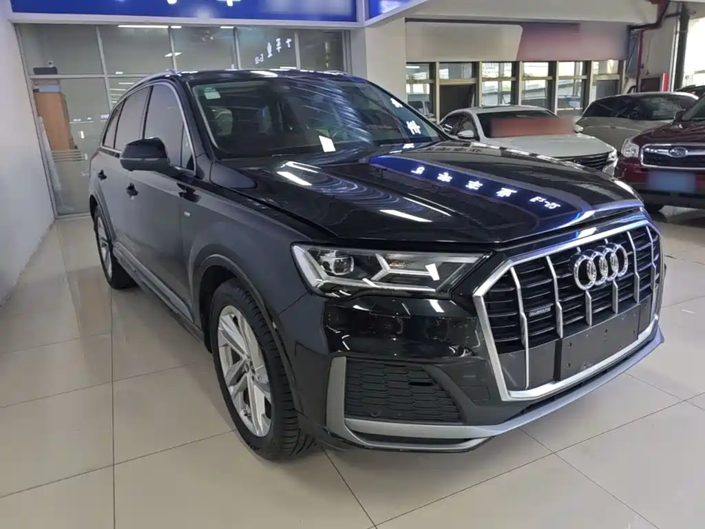 Audi Q7 — миниатюра 4
