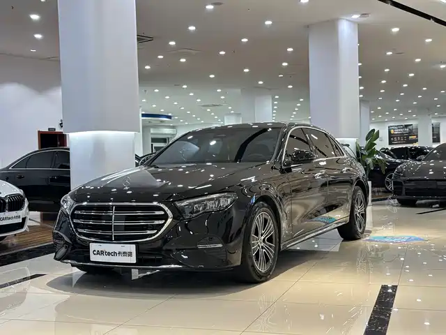 Mercedes-Benz E-Class 2024 E 260 L — фото 1