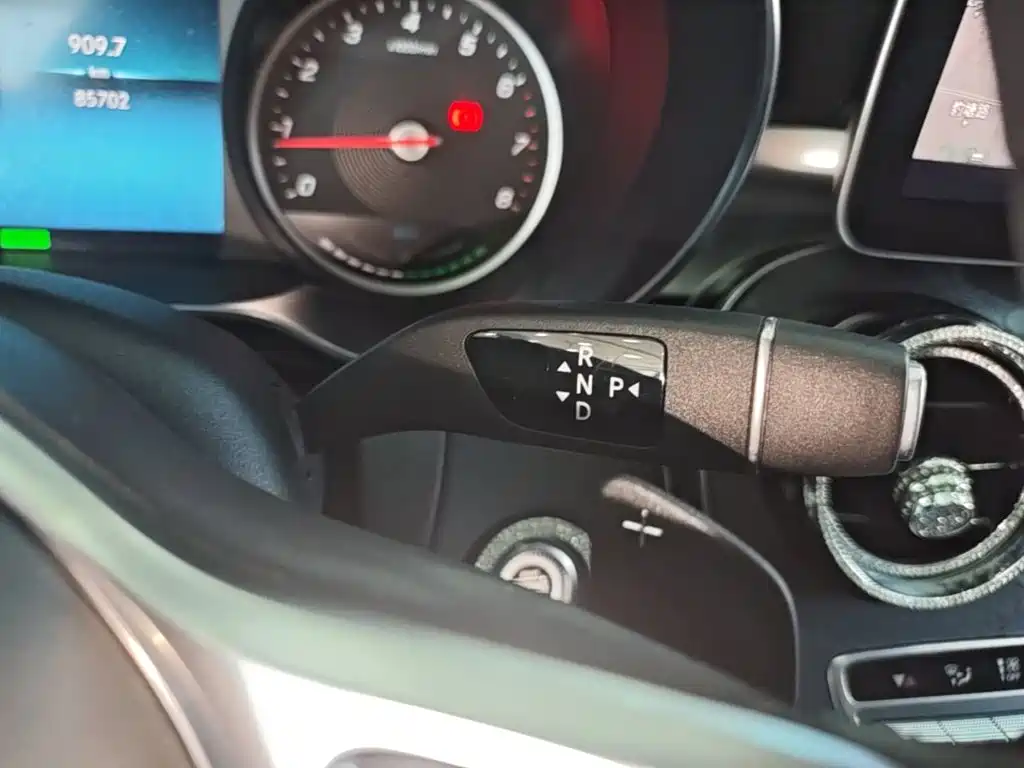 Mercedes-Benz C-Class — миниатюра 14