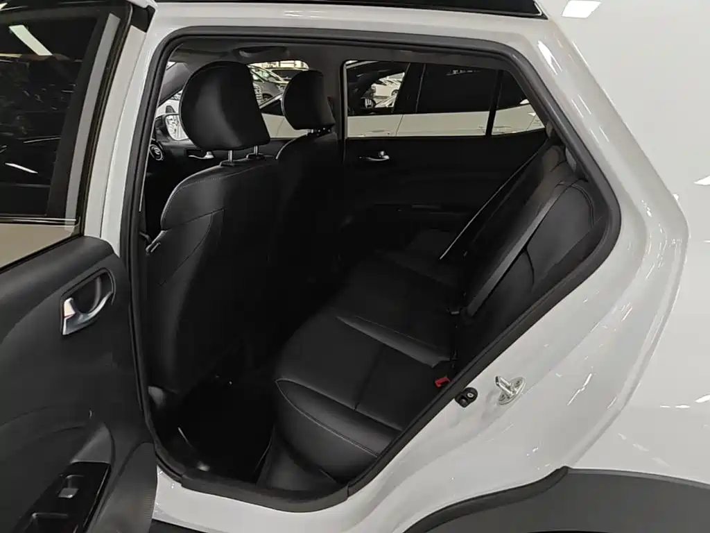 Kia KX1 — миниатюра 17