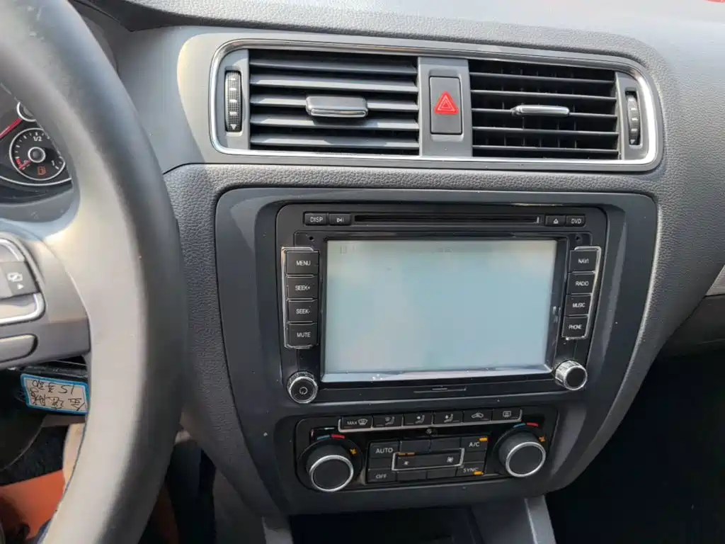 Volkswagen Sagitar — миниатюра 13