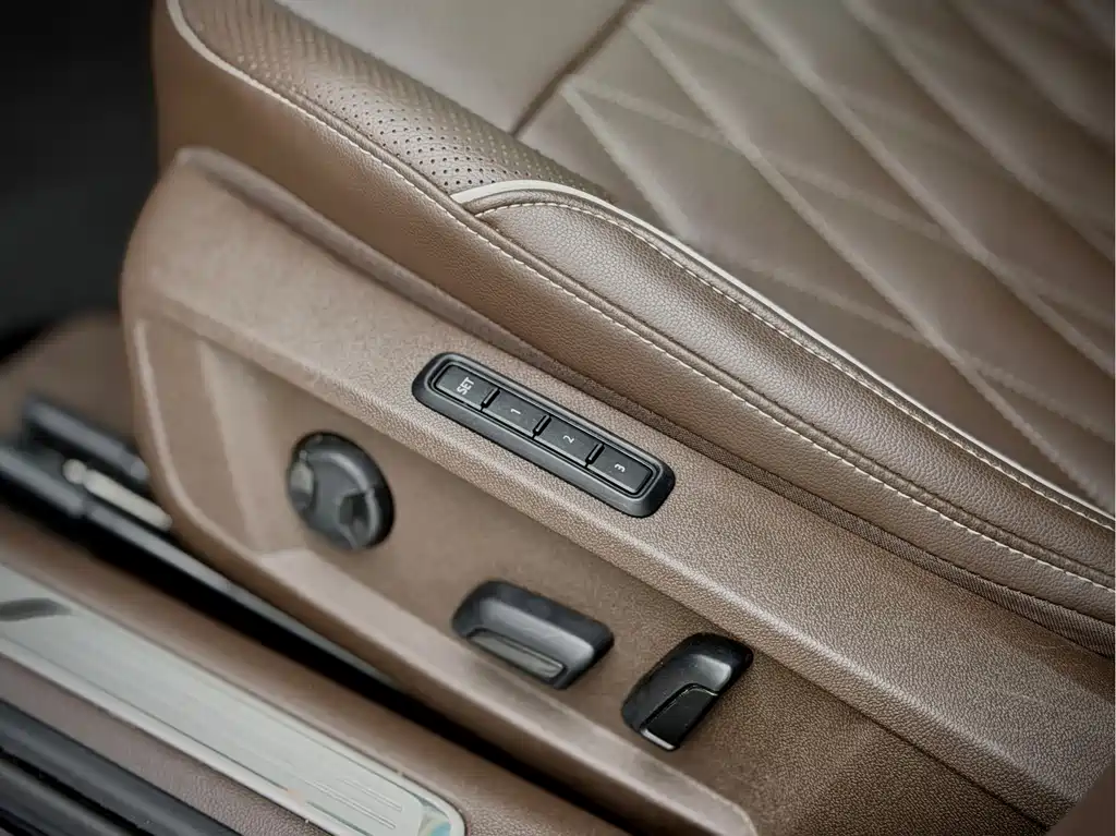 Volkswagen Passat 2020 330TSI Luxury VI