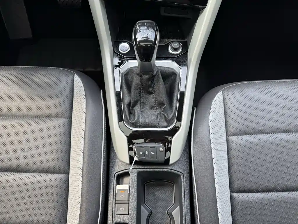 Volkswagen T-Roc — миниатюра 6