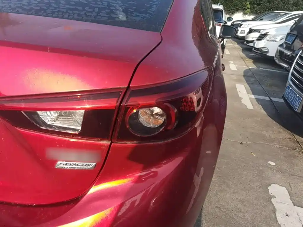 Mazda 3 Axela — миниатюра 8