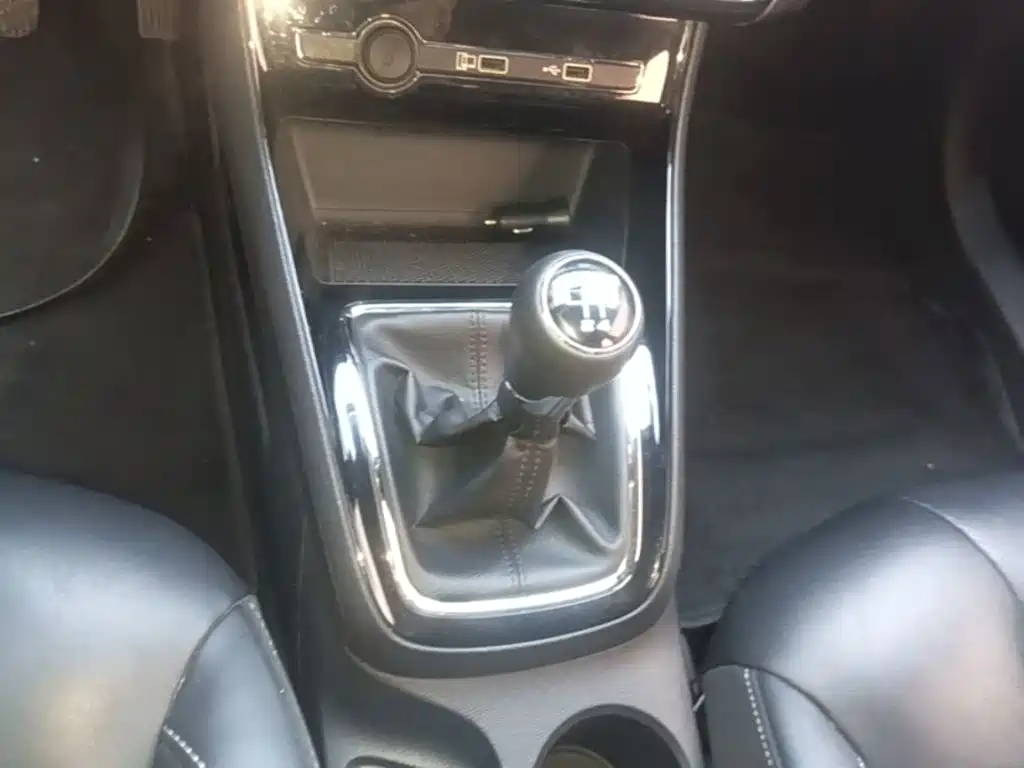 Roewe i5 — миниатюра 14