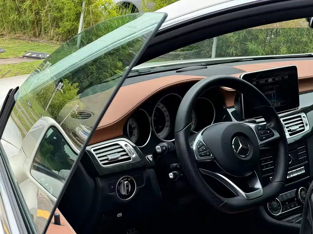 Mercedes-Benz CLS — миниатюра 5
