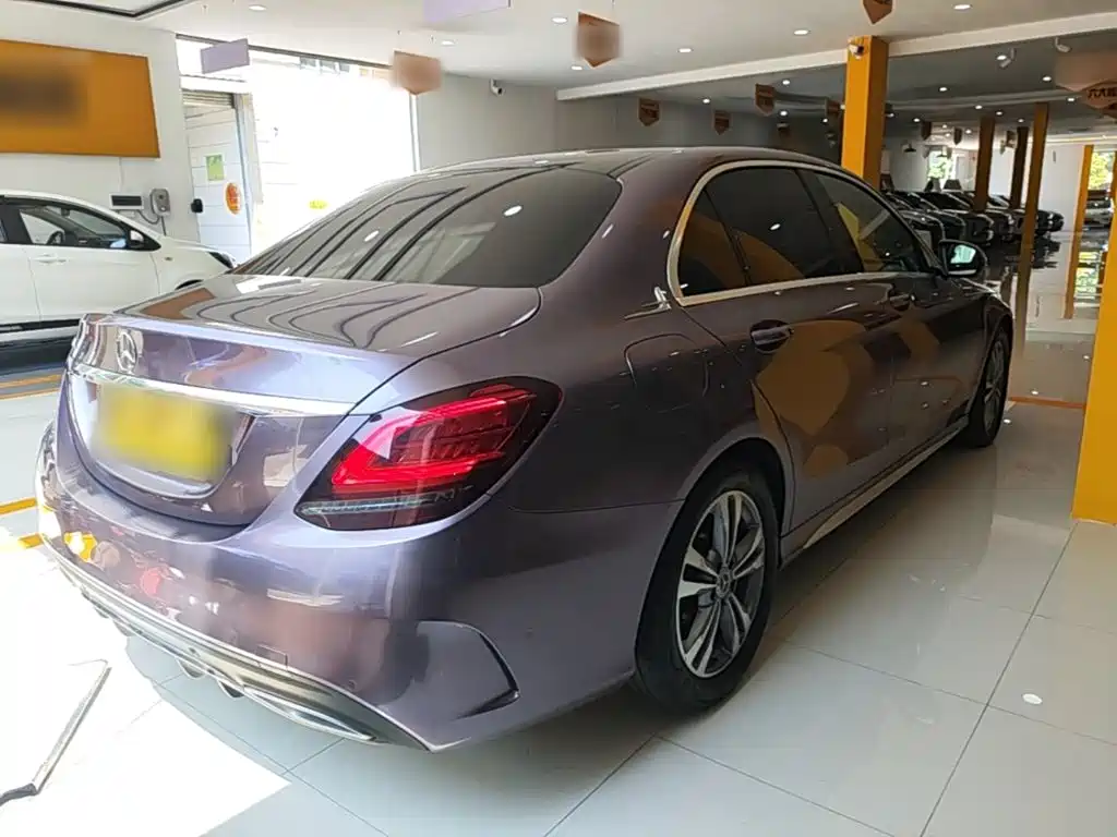 Mercedes-Benz C-Class — миниатюра 7