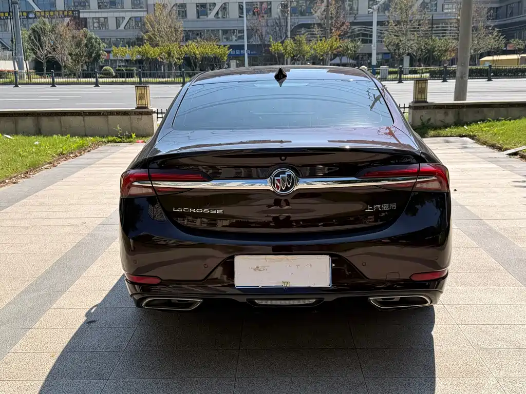 Buick LaCrosse — миниатюра 5