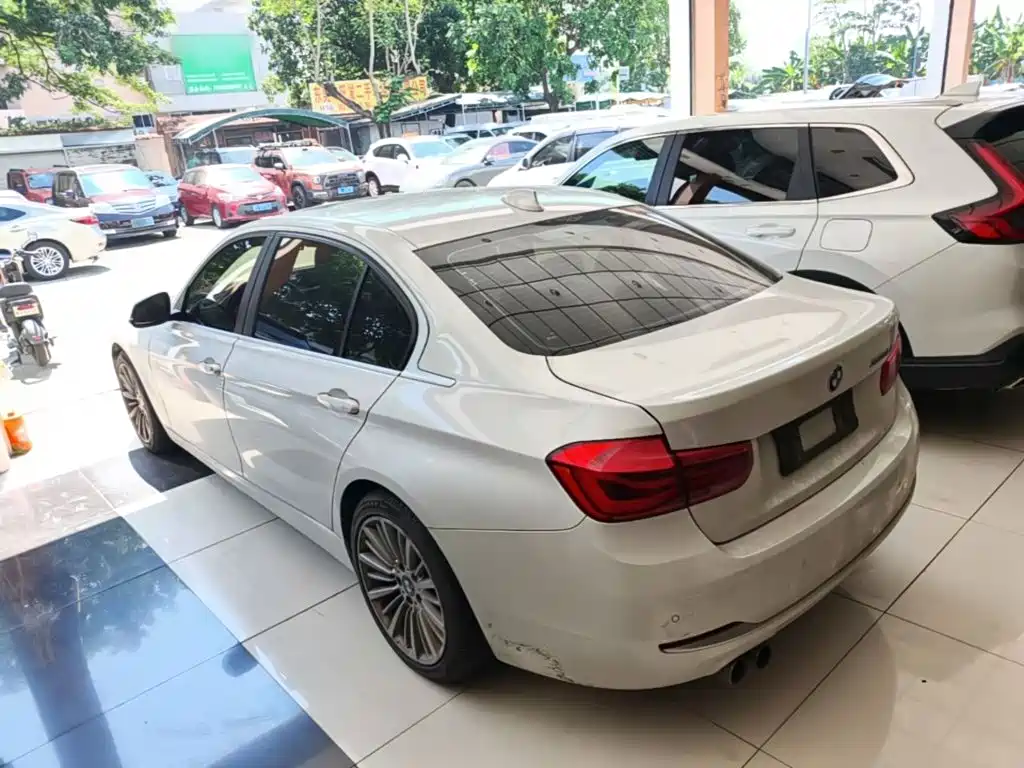 BMW 3 Series — миниатюра 5