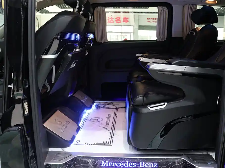 Mercedes-Benz Vito — миниатюра 13