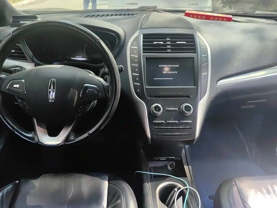 Lincoln MKC — миниатюра 12