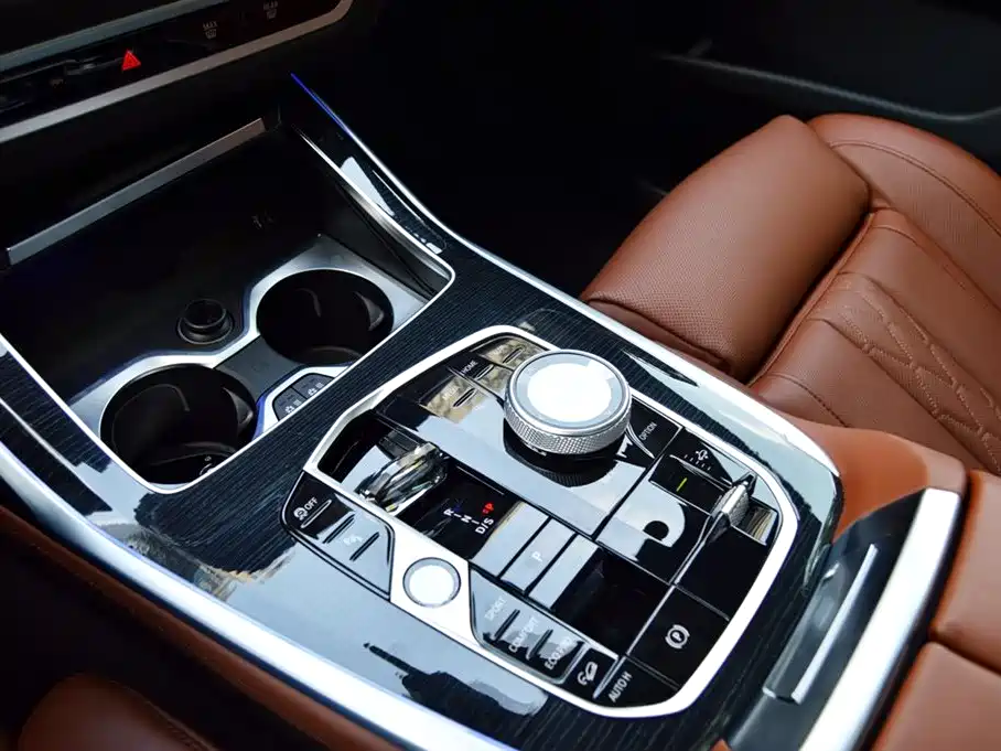 BMW X7 — миниатюра 8