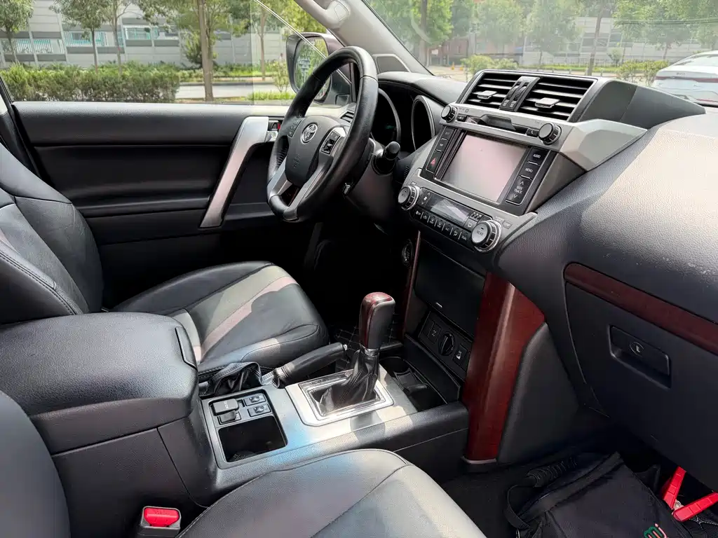 Toyota Prado — миниатюра 7