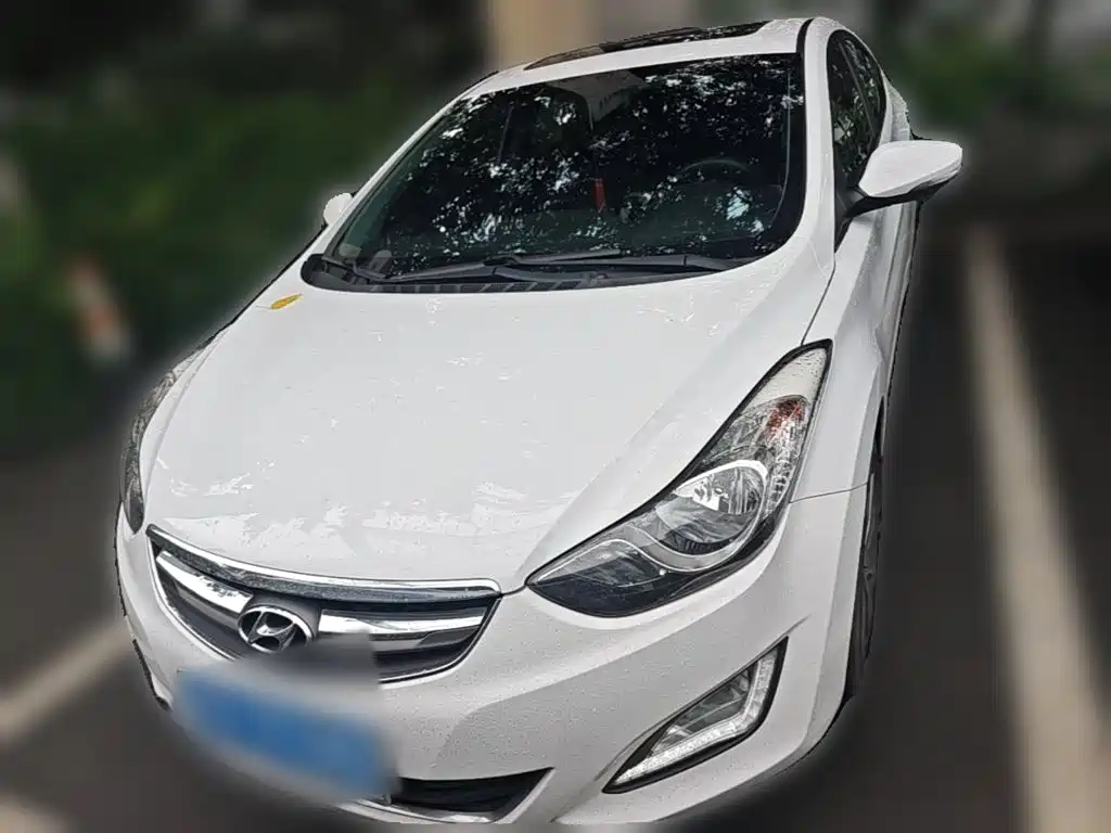 Hyundai Elantra Langdong — миниатюра 5
