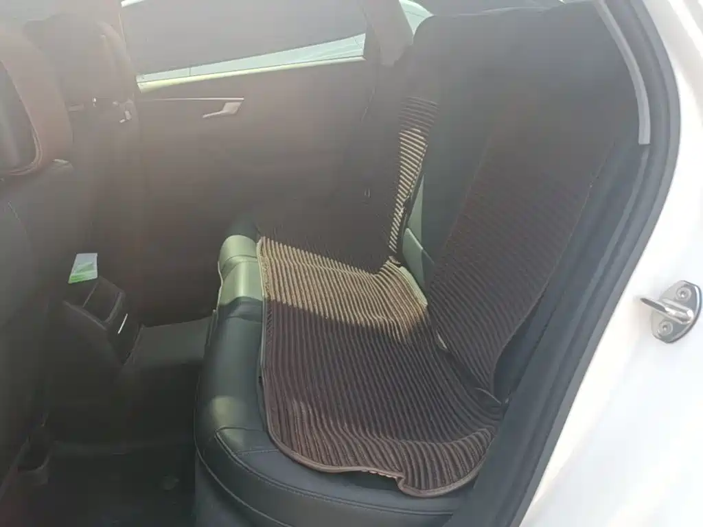 Audi A4L — миниатюра 17