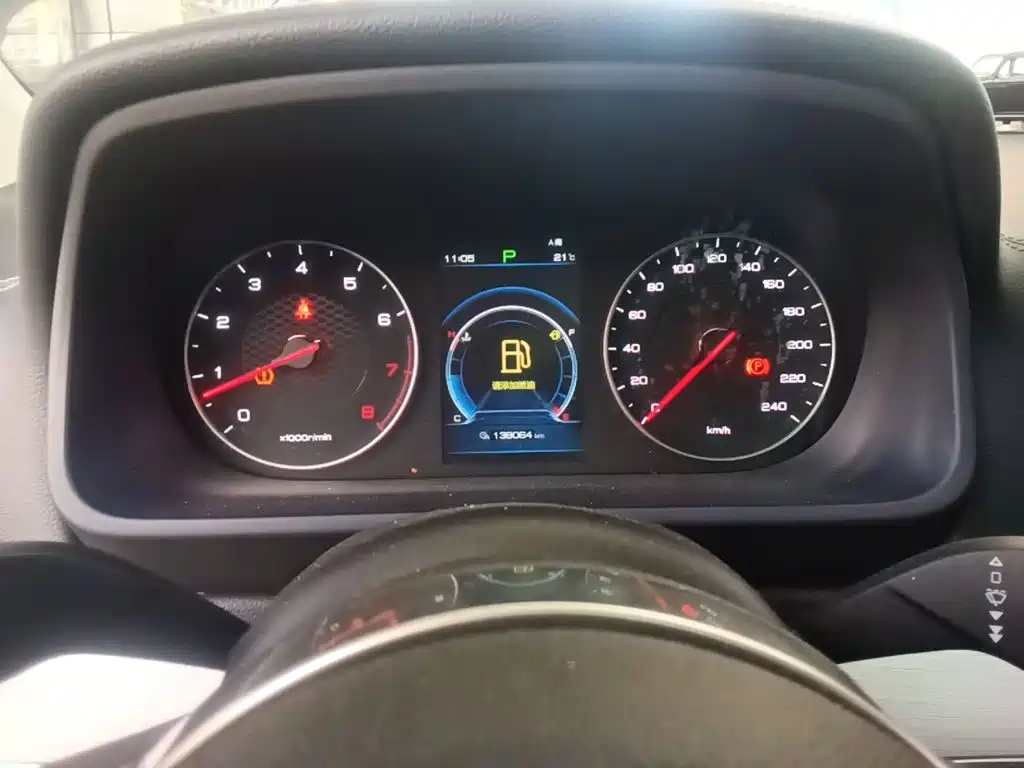 BYD Tang — миниатюра 12