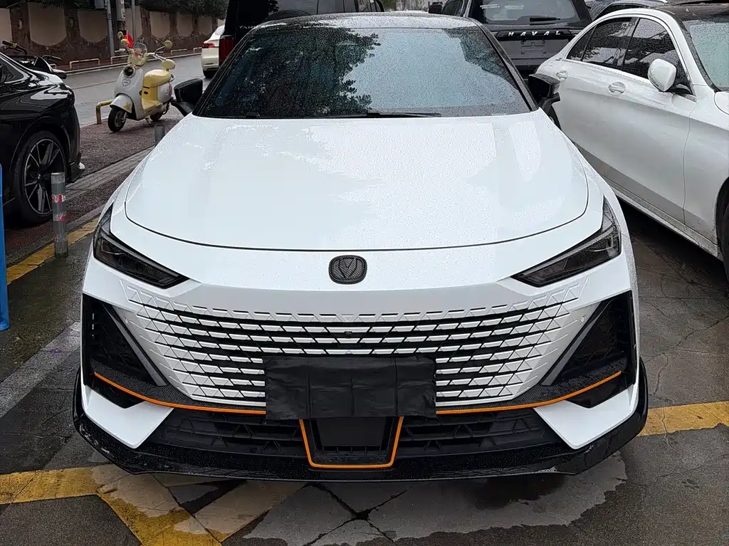 Changan UNI-V — миниатюра 2