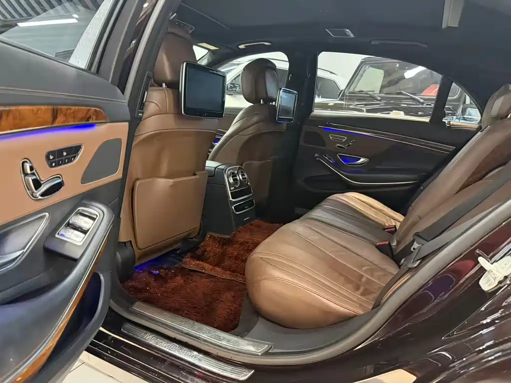 Mercedes-Benz S-Class — миниатюра 12