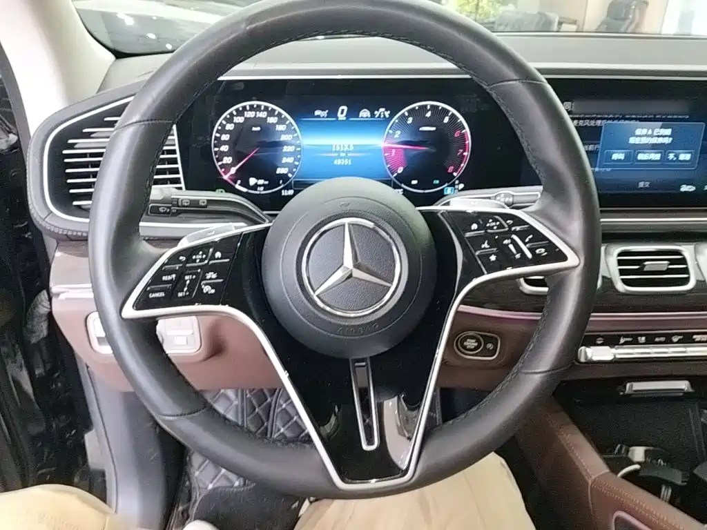 Mercedes-Benz GLE (Import) — миниатюра 11