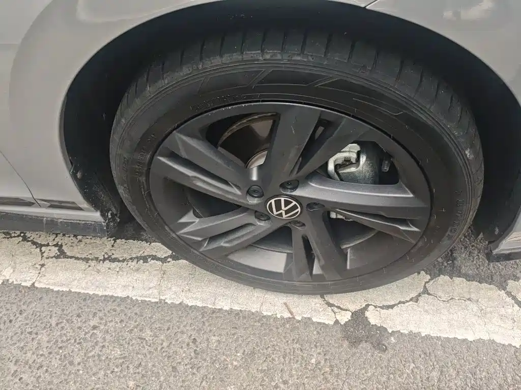 Volkswagen Golf — миниатюра 9