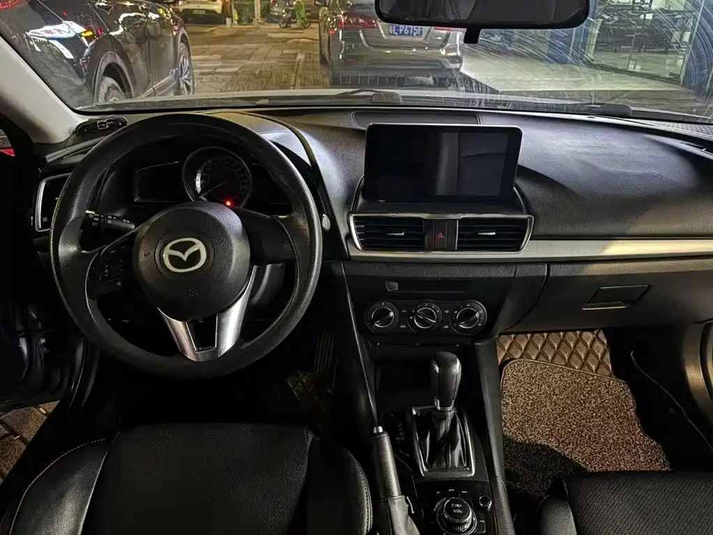Mazda 3 Axela — миниатюра 5