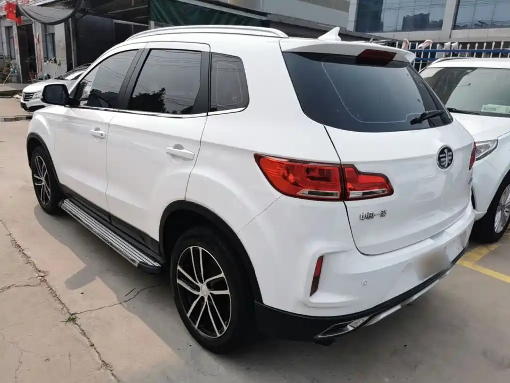 Bestune X40 — миниатюра 5