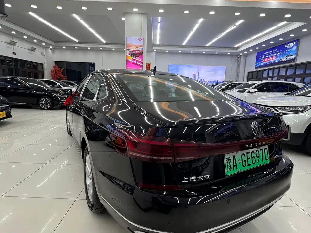 Volkswagen Passat 2025 430PHEV