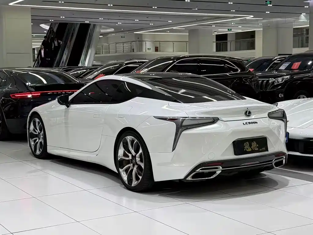 Lexus LC — миниатюра 4