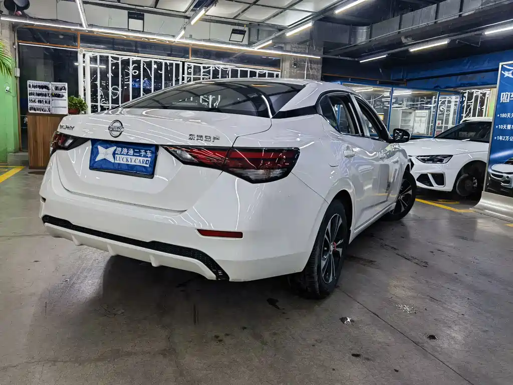 Nissan Sylphy — миниатюра 6