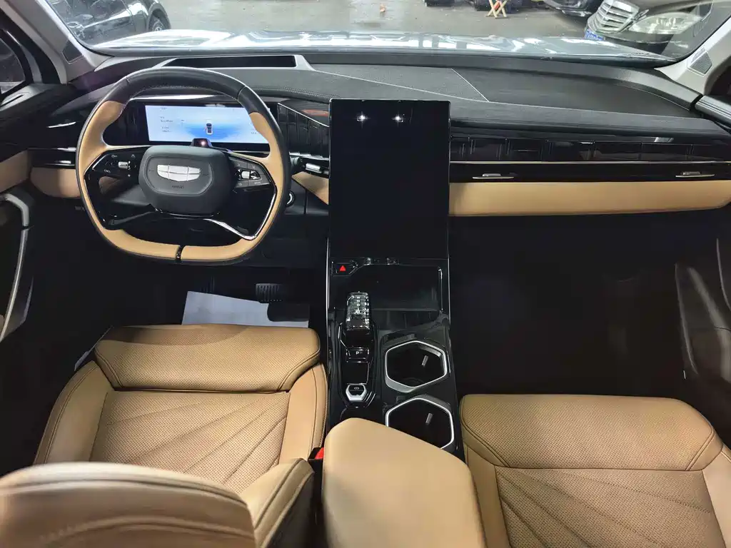 Geely Boyue L — миниатюра 6