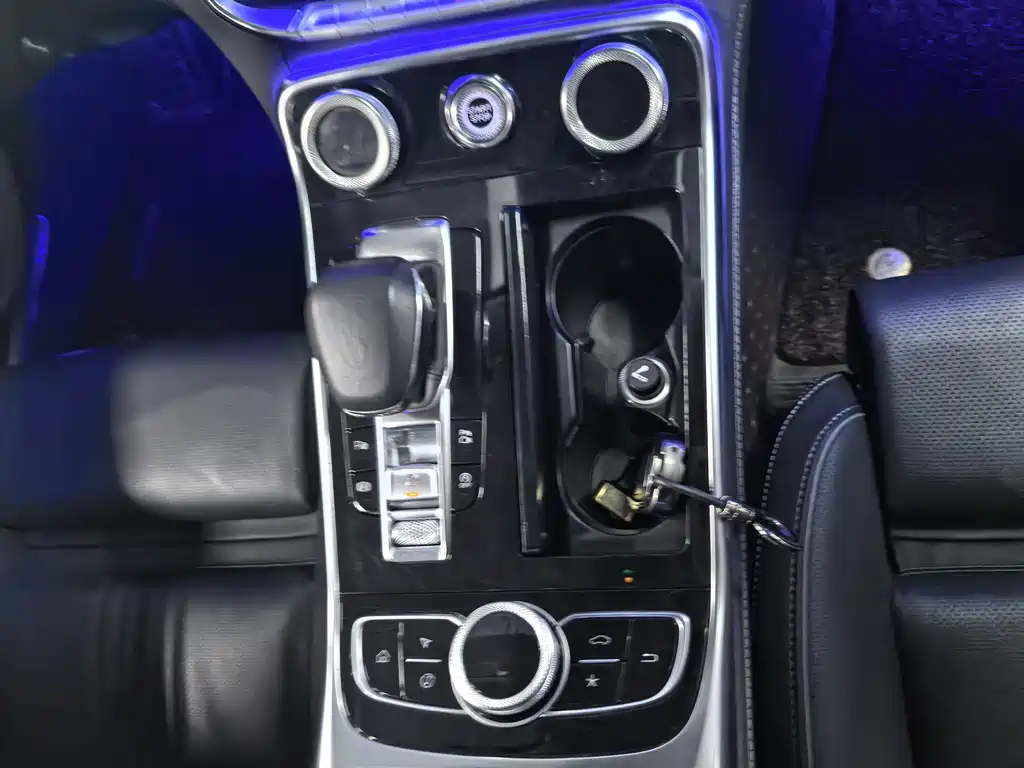 Hongqi Hongqi H9 — миниатюра 14