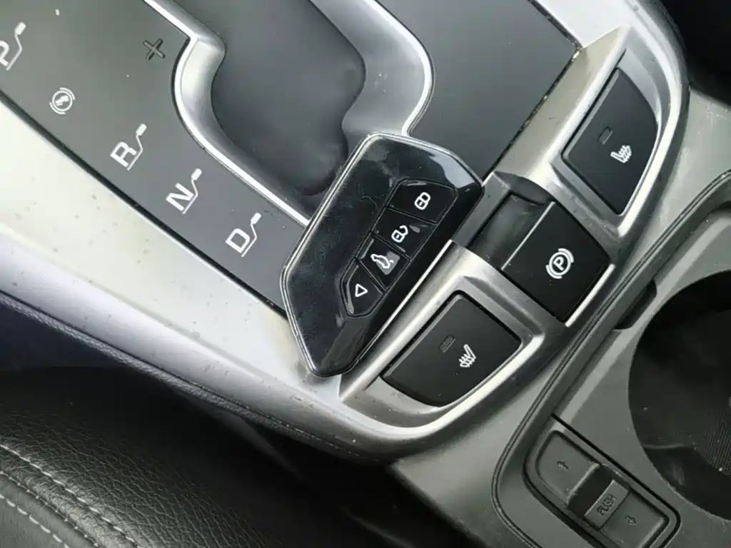 Chevrolet Captiva — миниатюра 9