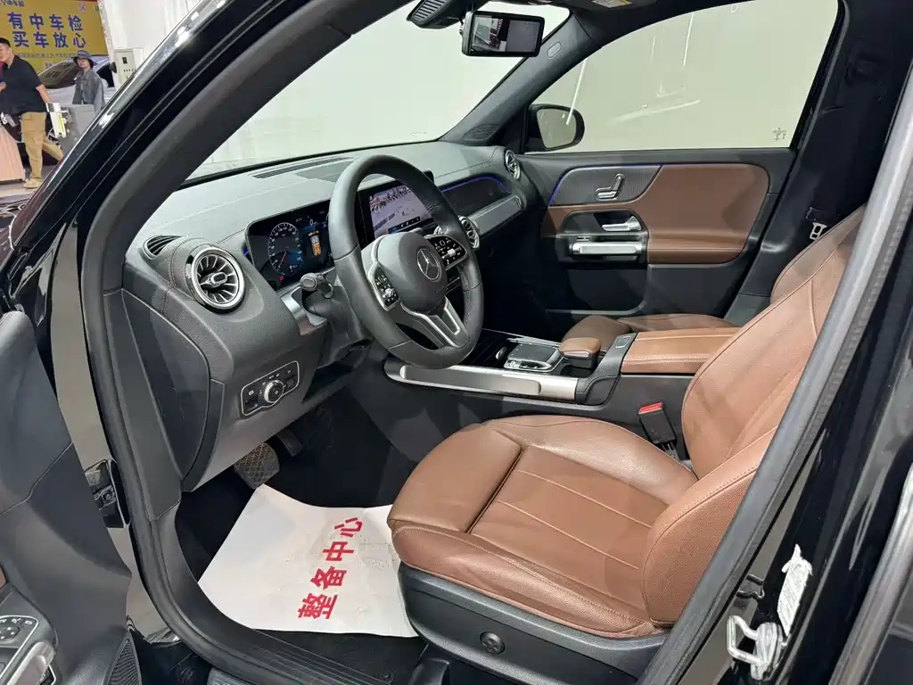 Mercedes-Benz GLB — миниатюра 7