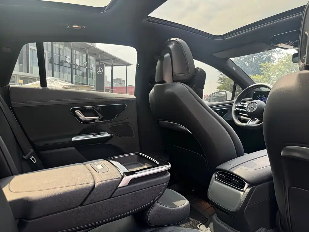 Mercedes-Benz EQE — миниатюра 11